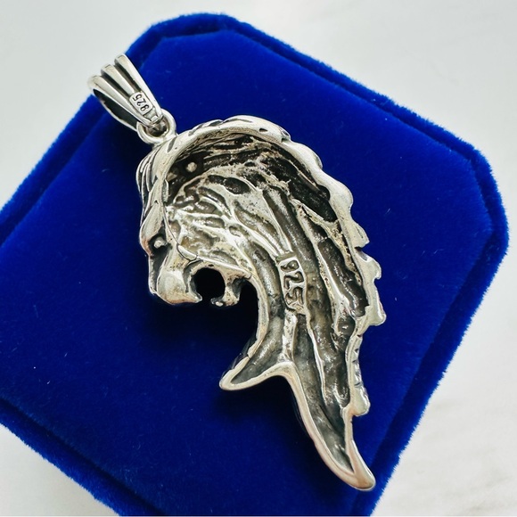 925 Sterling Silver Lion Head Pendant – Bold & Fierce Statement Piece - Picture 3 of 7